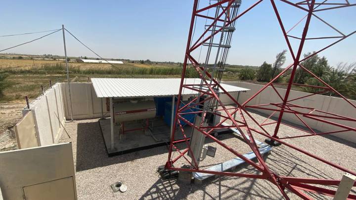لخدمة أكثر من 162 ألف مواطن  ..  الاتصالات تنفذ أكثر من 54 مشروعاً في 9 محافظات