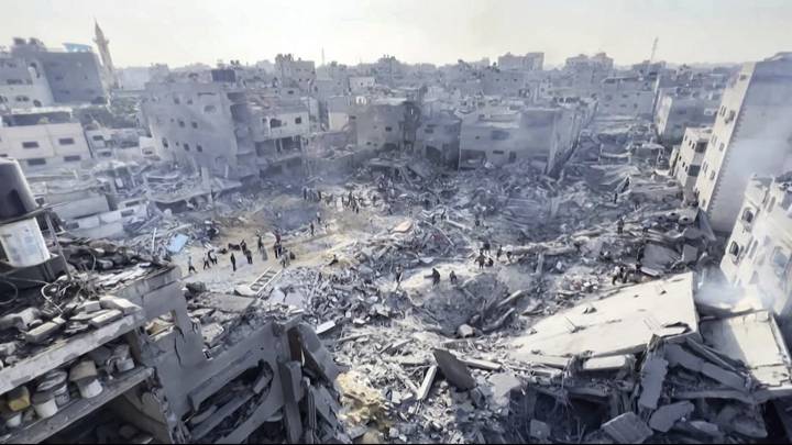 ارتفاع حصيلة القتلى في قطاع غزة إلى 43,391 قتيلًا منذ 7 أكتوبر 2023