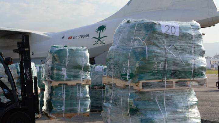 وصول طائرة مساعدات سعودية جديدة الى لبنان