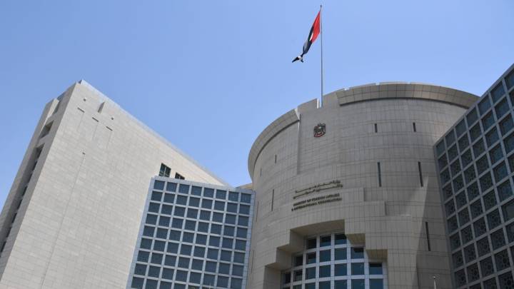 الخارجية الإماراتية تدين استهداف جنود سعوديين في معسكر باليمن