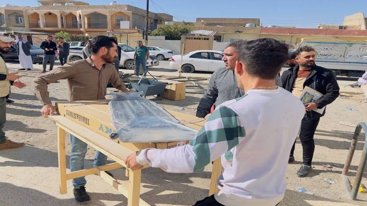 الهجرة والمهجرين: توزيع 220 مشروعا مدرا للدخل للنازحين العائدين الى سنجار والحمدانية