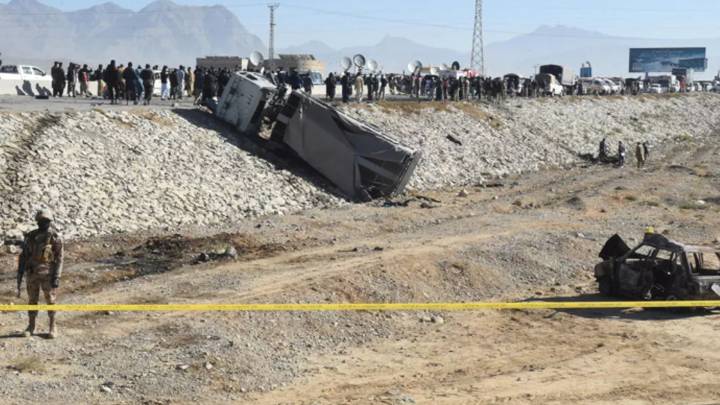 مقتل وإصابة 51 شخصاً بهجوم طائفي في باكستان