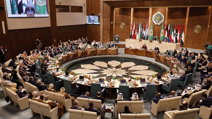 الحكومة العراقية تطالب مجلس الجامعة العربية عقد جلسة طارئة لهذه الأسباب