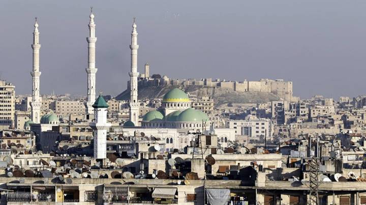 استاذ العلوم السياسية علي أغوان: الانفجار الامني في حلب هدفه تقويض النفوذ الايراني  ..  وحدودنا مع سوريا مؤمنة بشكل جيد