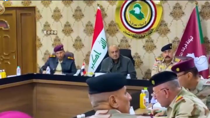 وزير الدفاع يعقد اجتماعاً أمنياً في سنجار لمتابعة الاستعدادات  الخاصة بتأمين الحدود