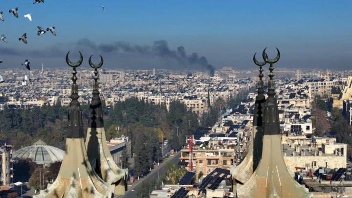 لأول مرة منذ عام 2011  ..  حلب تخرج عن سيطرة الحكومة السورية