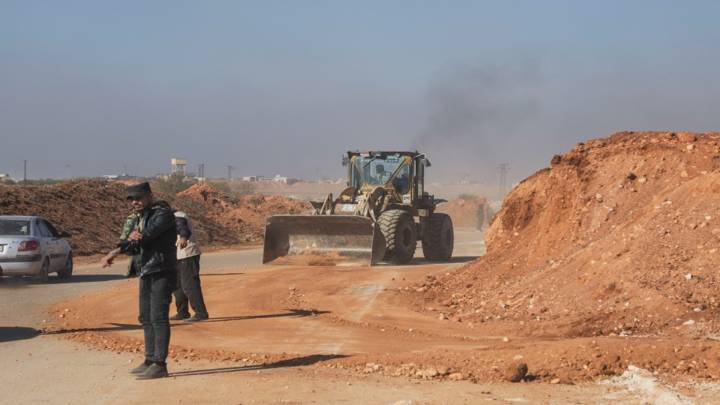 الجيش السوري يؤمّن بلدات في ريف حماة ويواصل تقدمه في إدلب