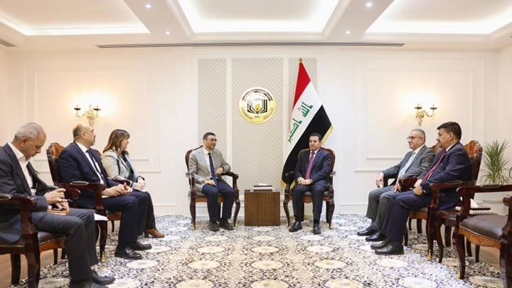 ﻿الأعرجي يتابع مع هيئة الإعلام  تعزيز حماية الفضاء الالكتروني في العراق