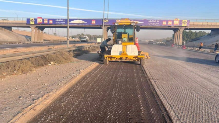 وزارة الإعمار تباشر بمشروع صيانة ممر الإياب لطريق (حلة - كيش) في بابل