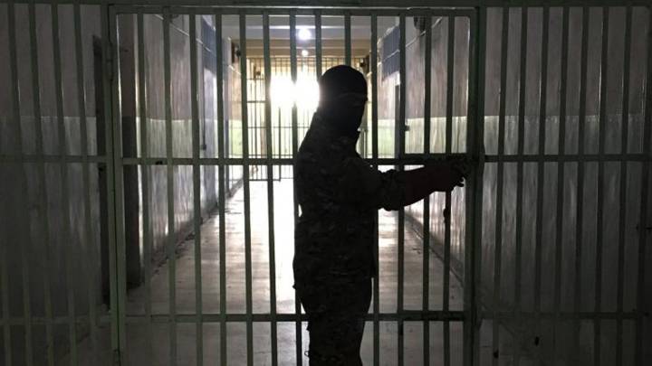 ﻿داعش يخطط لإخراج آلاف الإرهابيين من السجون السورية  ..  والعراق يتأهب