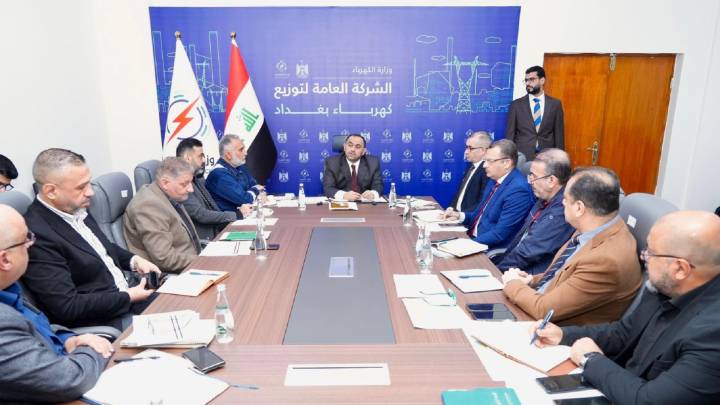 توجيهات جديدة من وزير الكهرباء استعداداً للصيف المقبل