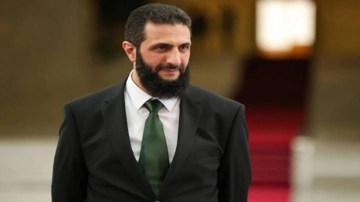 ﻿الشرع لقناة تركية: لن نقبل بتواجد الـ "pkk" داخل "قسد" ..  وزيارتي الخارجية الأولى ستكون لأنقرة والرياض