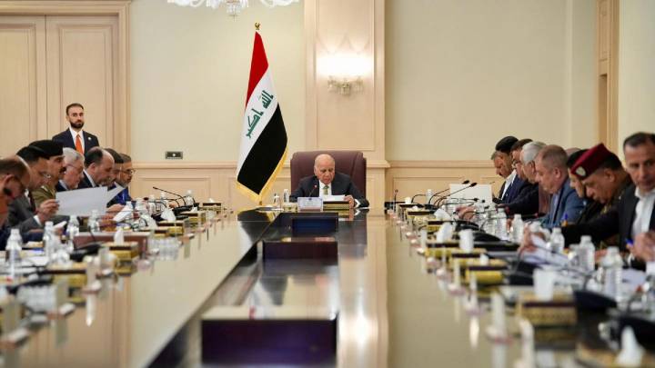 العراق يبحث مراجعة شاملة للتحضيرات الجارية لعقد القمة العربية في بغداد