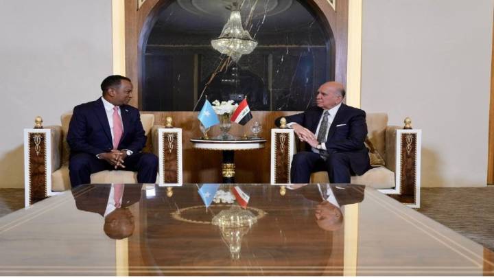 العراق والصومال يشددان على استثمار قمة بغداد لإطلاق مبادرات مشتركة   
