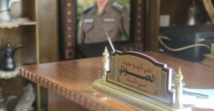 اعتقال ضابط متقاعد في البصرة بتهمة الرشوة بعد سلسلة قضايا مثيرة للجدل